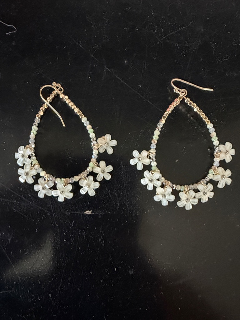 Delicate White Floral Hoop Drop Earrings - Women Jewelry